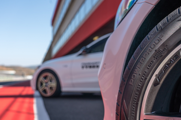 Nokian wr a4 275/35r20 102 w. Nokian tyres 245/40/20. шины nokian tyres 245 45 r18. Hakkapeliitta r3 tl. Hakkapeliitta 9.