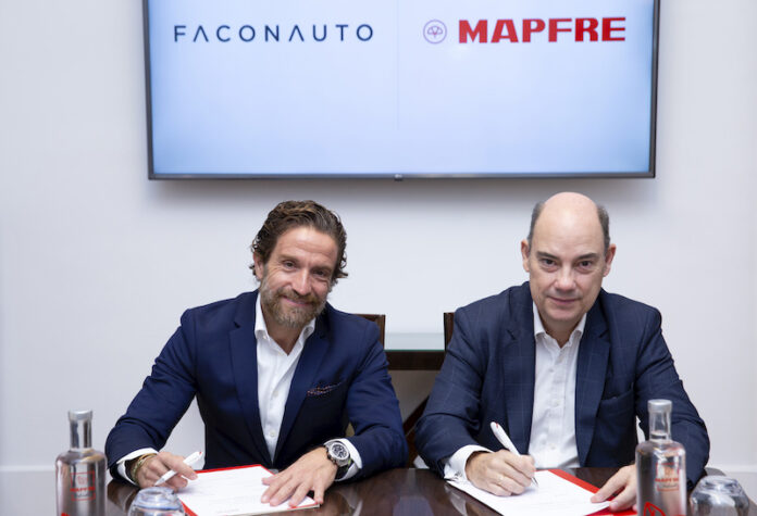 Firma acuerdo MAPFRE y FACONAUTO