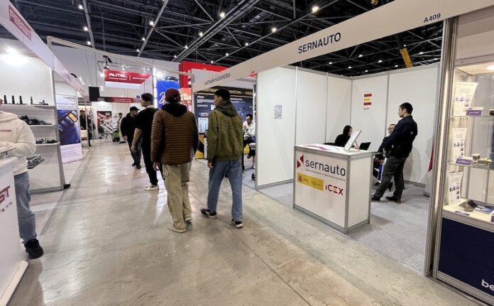 SERNAUTO promocionó los componentes ‘made in Spain’ en Automechanika Astana