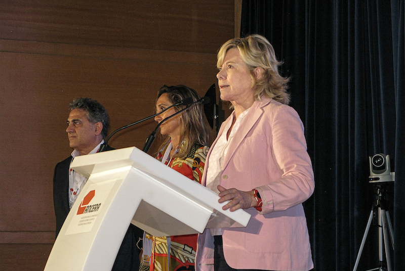 Pedro Parra (VEMARE) y Pilar del Castillo, homenajeados en el Congreso de ANCERA