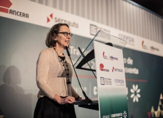Los Premios Compromiso reconocen a Nuria Álvarez y la Prensa Sectorial
