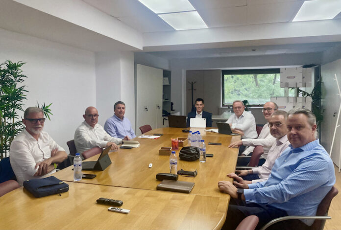 La junta directiva de AERVI analiza la actividad del sector
