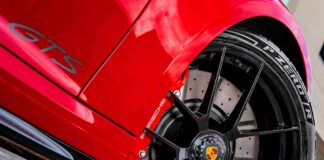 Pirelli Porsche 911 GTS