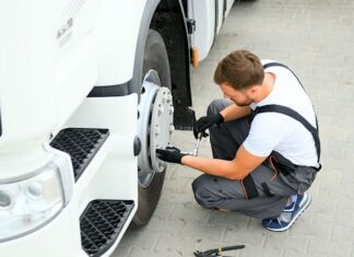 cierre de abril, las ventas de neumáticos de los talleres españoles de V.I. caen un 8,79% en relación a los 12 meses anteriores