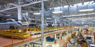 La producción de vehículos acumula una caída del 8,4% en el primer semestre