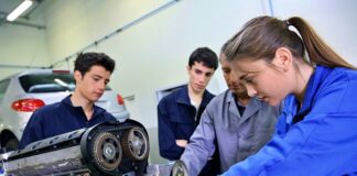 El 94% de los estudiantes considera que el taller es una profesión con futuro