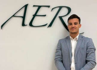 Adrián Fernández AER