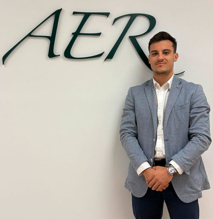 AER-ADRIAN-FERNÁNDEZ-Foto-entrevista-1 Adrián Fernández AER