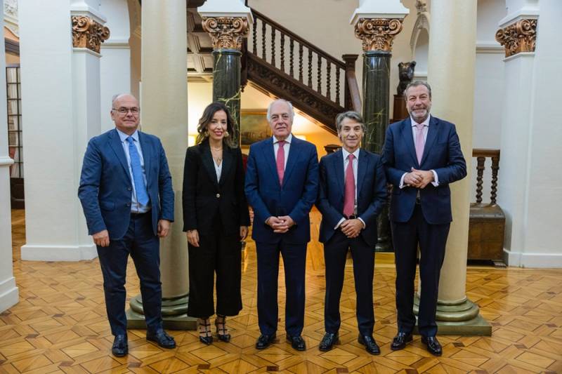 SERNAUTO y Fundación Ibercaja fomentarán la movilidad sostenible