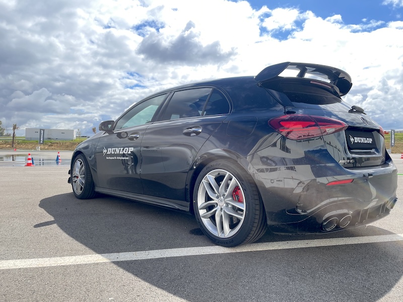 DUNLOP BLUE RESPONSE TG