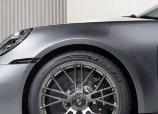 Pirelli ya calza el Porsche 911 Turbo S con su ‘pata negra’ P Zero R en las medidas 255/35 ZR 20 y 325/30 ZR 21 Pirelli Porsche 911