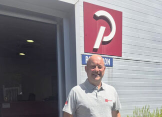 Petroneu equipo comercial